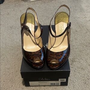 Cole Haan Women's Tortoise Patent Peep Toe Heels sz 8